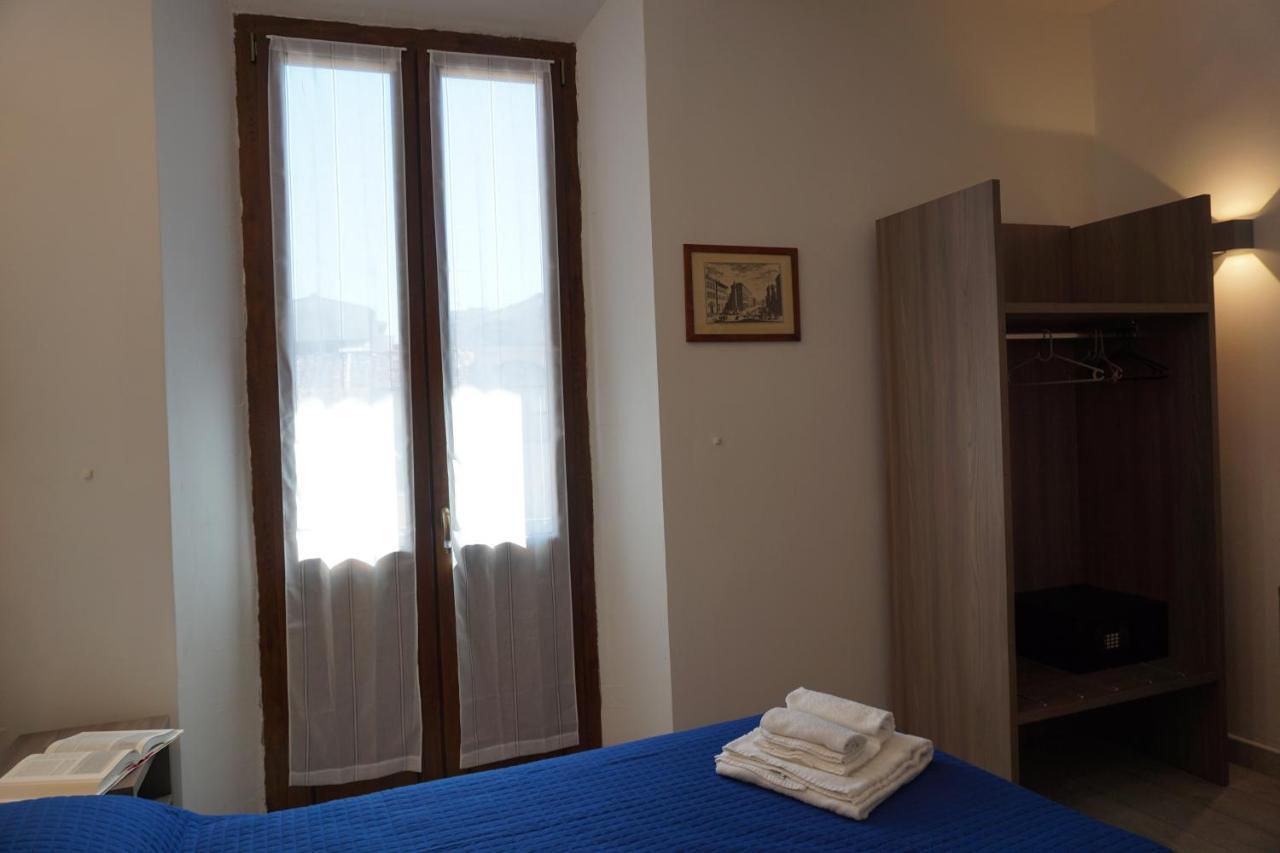 Holiday Rooms Florence Exterior photo